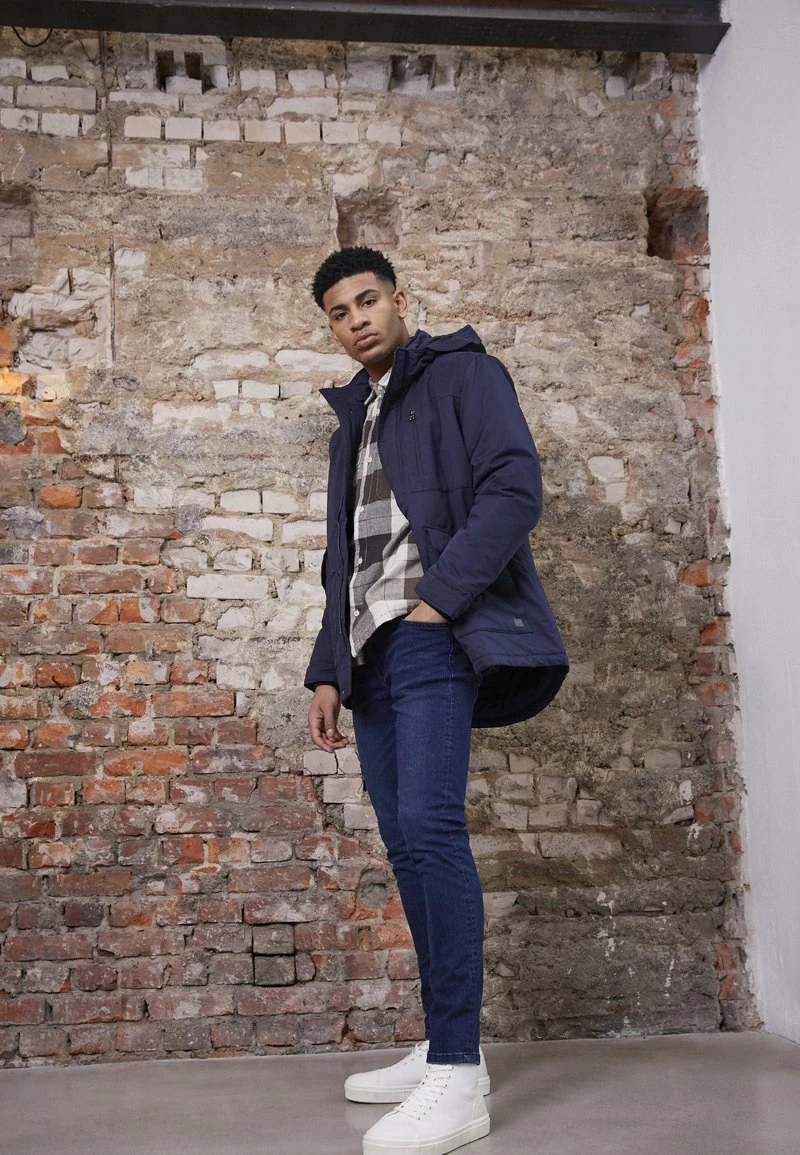 Only & Sons Herren ONSWARP Skinny Fit Jeans - Blau Denim | Moderne Passform | Strapazierfähig 1 Only & Sons Herren ONSWARP Skinny Fit Jeans - Blau Denim | Moderne Passform | Strapazierfähig