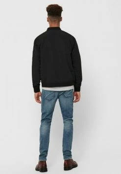 Only & Sons ONSJACK - Moderne Herren Bomberjacke in Schwarz | Leichte Jacke für Herren -Only & Sons Geschäft 0b262e80cac44fbf8910f719ed4ffdab