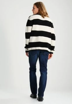 Only & Sons Herren ONSWEAVE - Jeans Slim Fit - Dark Blue Denim | Hochwertige Slim Fit Denimhose für moderne Herren -Only & Sons Geschäft 1132267a5ee045619ff31712f4fff44c