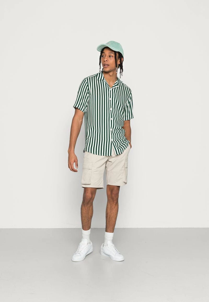 Only & Sons Herren ONSWAYNE LIFE Hemd - Dark Green | Freizeithemd für stilvolle Looks 2 Only & Sons Herren ONSWAYNE LIFE Hemd - Dark Green | Freizeithemd für stilvolle Looks – Bild 2