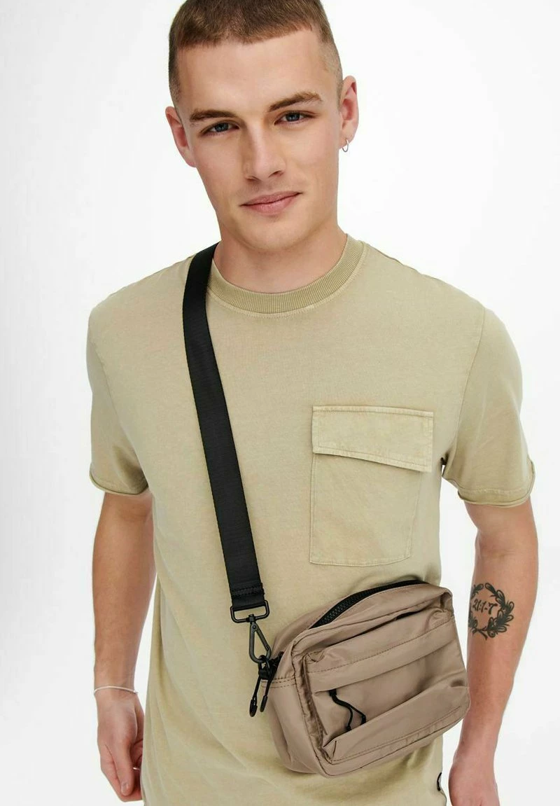 Only & Sons Herren T-Shirt mit Print - Beige 5 Only & Sons Herren T-Shirt mit Print - Beige – Bild 5