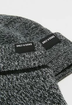 Only & Sons Unisex ONSXBOX GLOVES BEANIE SET - Fingerhandschuhe in Schwarz -Only & Sons Geschäft 22cee3e0db774b1bb1ace2593b3305c0