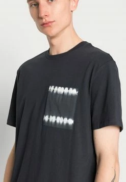 Only & Sons Herren DYEPOCKET TEE - T-Shirt Print - Dark Navy | Modisches Design -Only & Sons Geschäft 25dae01f8a334261913d0eb43dfc9bf8