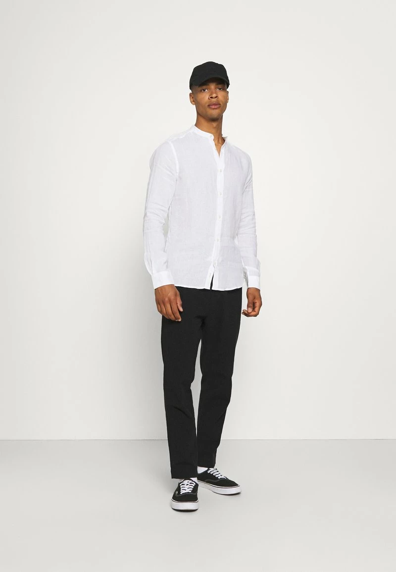 Only & Sons Herren ONSKARLO MAO SHIRT - Premium Freizeithemd in Weiß 2 Only & Sons Herren ONSKARLO MAO SHIRT - Premium Freizeithemd in Weiß – Bild 2