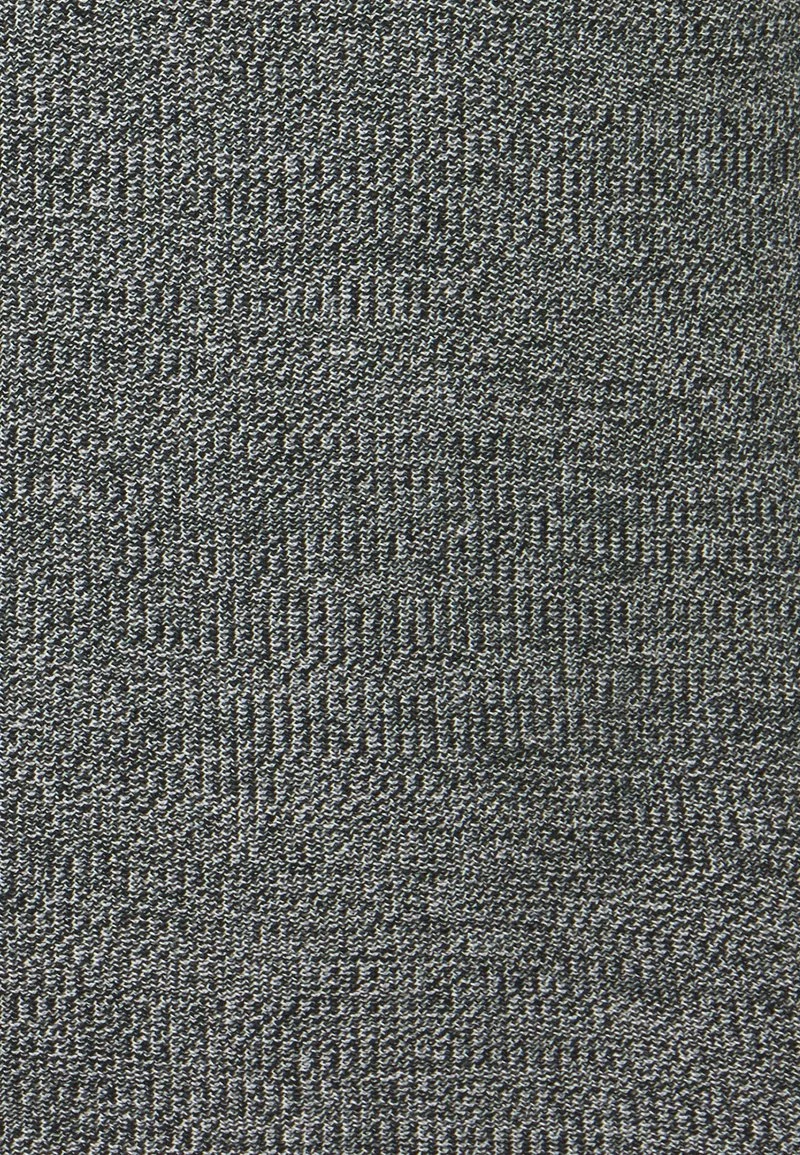 Only & Sons Herren Strickpullover - Schwarz | Hochwertige Strickwaren 8 Only & Sons Herren Strickpullover - Schwarz | Hochwertige Strickwaren – Bild 8