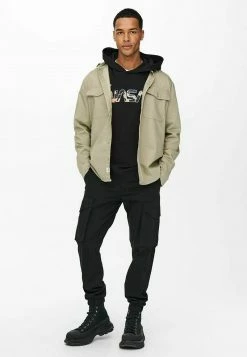 Only & Sons Herren EINFARBIGES CARGO-Hemd - Chinchilla | Freizeithemd 12 Only & Sons Herren EINFARBIGES CARGO-Hemd - Chinchilla | Freizeithemd -Only & Sons Geschäft 2e225b57ea7c4afe84b8bccc0d1d62c6