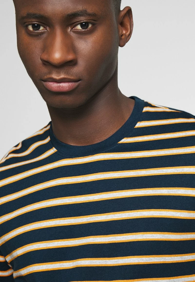 Only & Sons ONSMEL LIFE STRIPE TEE - Herren T-Shirt Print in Dress Blues 5 Only & Sons ONSMEL LIFE STRIPE TEE - Herren T-Shirt Print in Dress Blues – Bild 5
