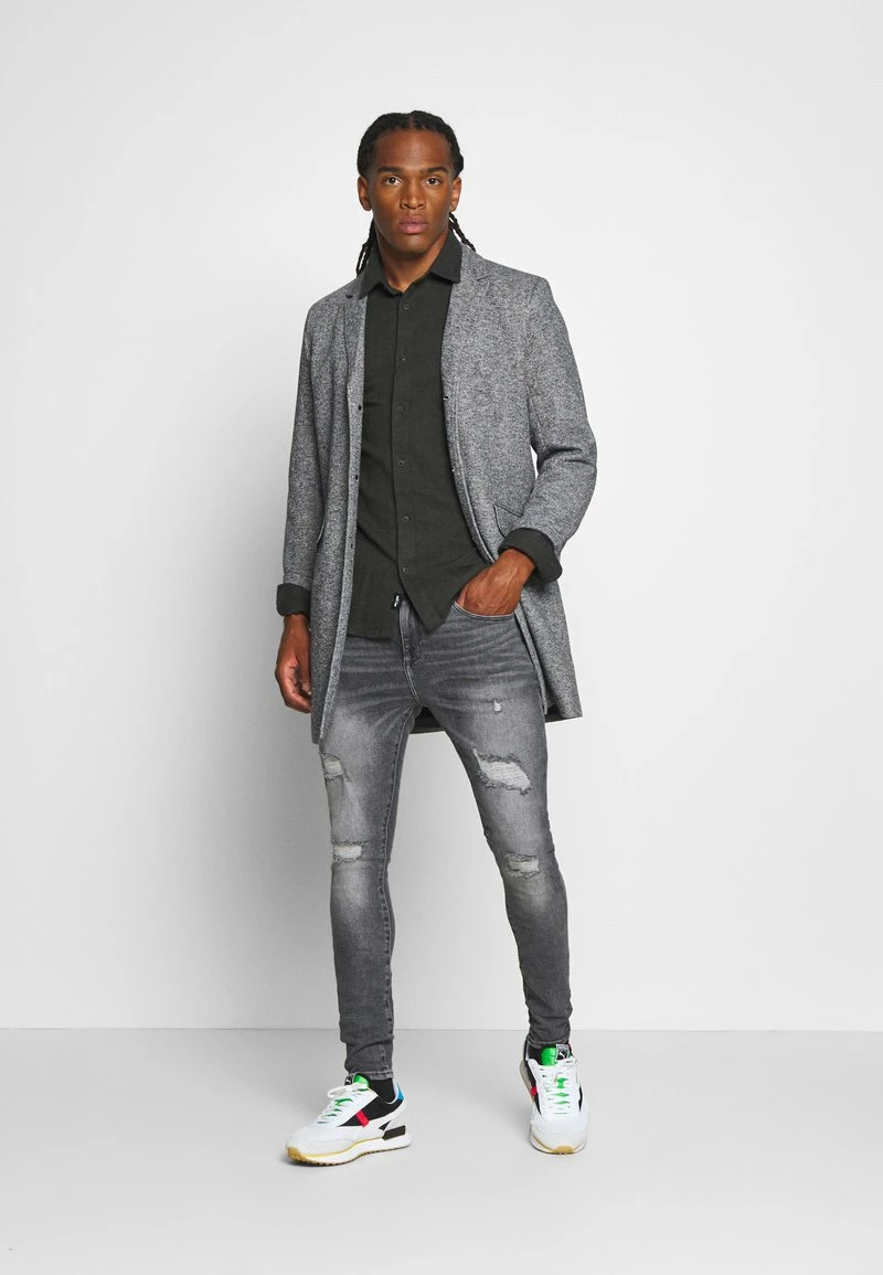 Only & Sons Herren ONSBRAD HERRINGBONE SHIRT - Hemd in Deep Depths | Freizeithemd 2 Only & Sons Herren ONSBRAD HERRINGBONE SHIRT - Hemd in Deep Depths | Freizeithemd – Bild 2