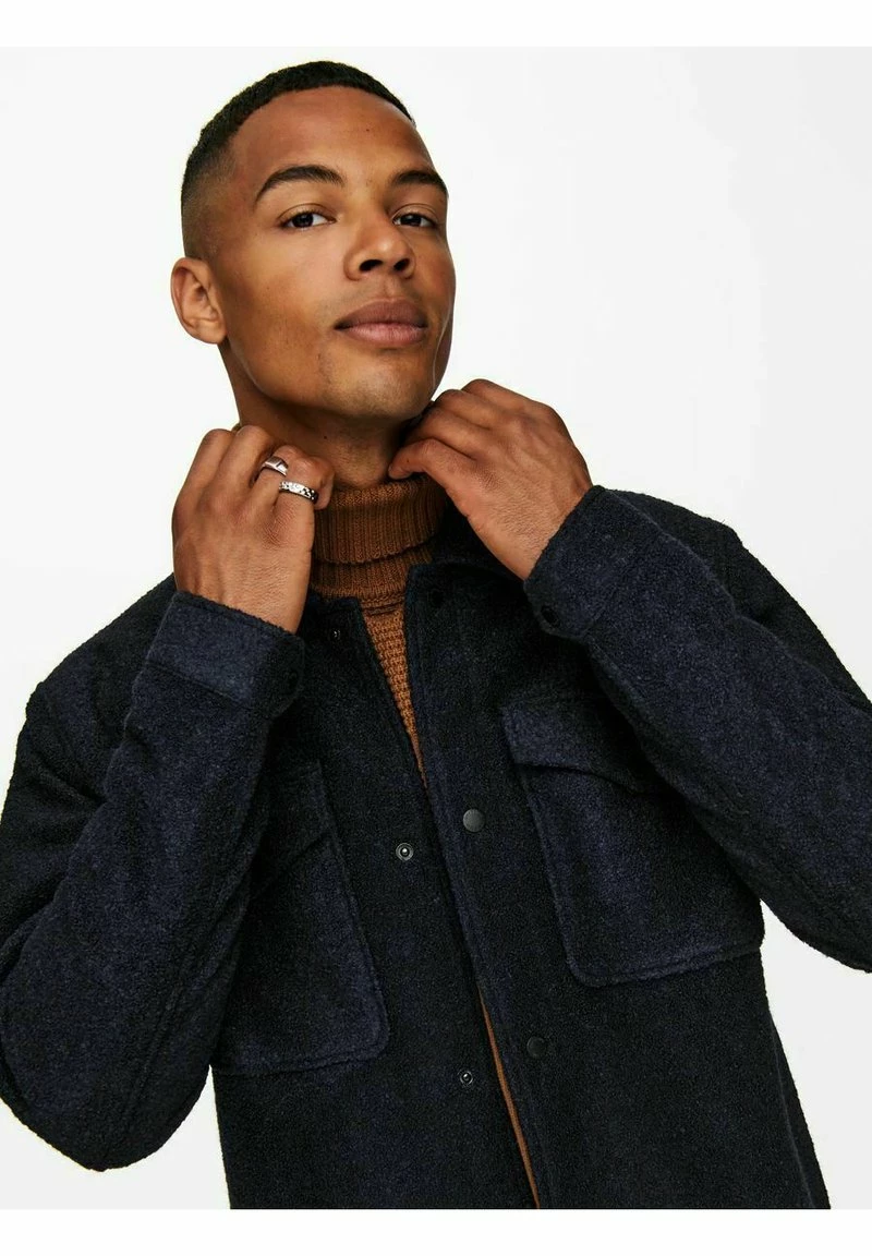 Only & Sons Herren Übergangsjacke - Leichte Jacke in Dunkelblau 6 Only & Sons Herren Übergangsjacke - Leichte Jacke in Dunkelblau – Bild 6