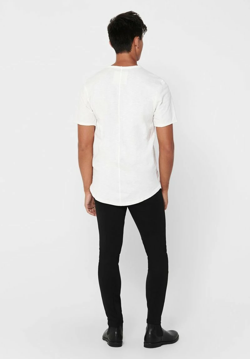 Only & Sons ONSBENNE - Basic T-Shirt 'Cloud Dancer' für Herren | Bequemes Baumwoll-Shirt 3 Only & Sons ONSBENNE - Basic T-Shirt 'Cloud Dancer' für Herren | Bequemes Baumwoll-Shirt – Bild 3