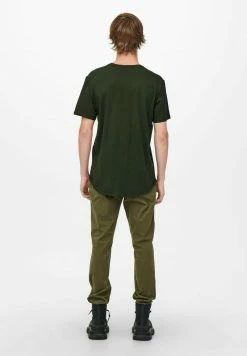 Only & Sons Herren KURZARM ONSMATT - Basic T-Shirt in Khaki - Moderne Herrenmode -Only & Sons Geschäft 3bd2644ed07a45afa1110cdf80bc5061