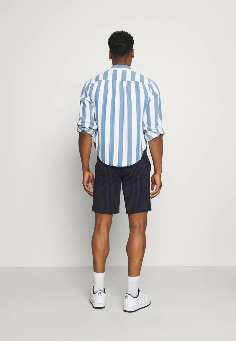 Only & Sons Herren ONSMARK STRIPE - Shorts - Night Sky | Chino Shorts für stilvolle Freizeitmode 3 Only & Sons Herren ONSMARK STRIPE - Shorts - Night Sky | Chino Shorts für stilvolle Freizeitmode – Bild 3