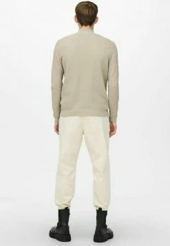 Only & Sons Herren Strickpullover - Beige | Premium Qualität | Modischer Herrenpullover 9 Only & Sons Herren Strickpullover - Beige | Premium Qualität | Modischer Herrenpullover -Only & Sons Geschäft 45b24ba382f144519d23484309191f79