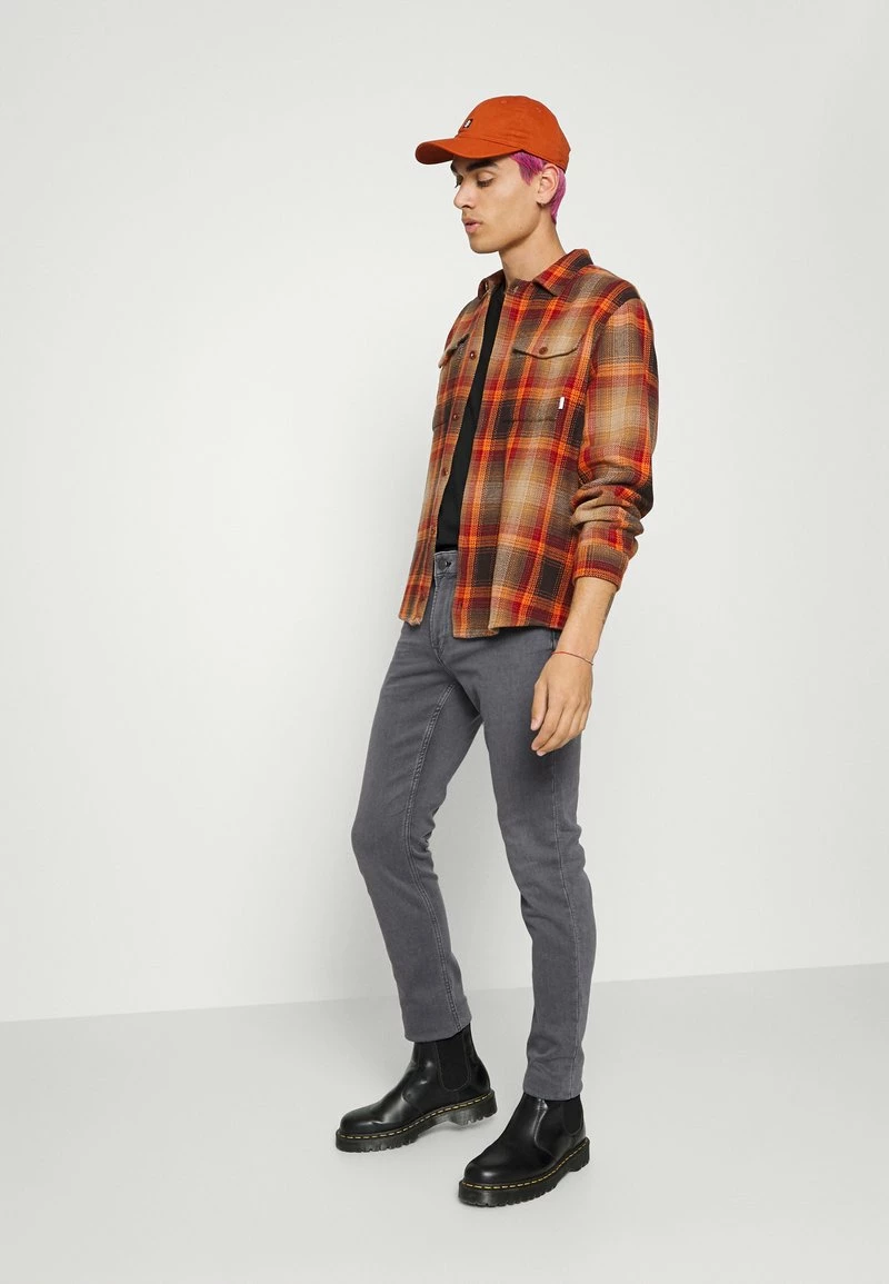 Only & Sons Herren ONSLOOM LIFE - Slim Fit Jeans - Grau Denim - Moderne Herrenjeans 4 Only & Sons Herren ONSLOOM LIFE - Slim Fit Jeans - Grau Denim - Moderne Herrenjeans – Bild 4