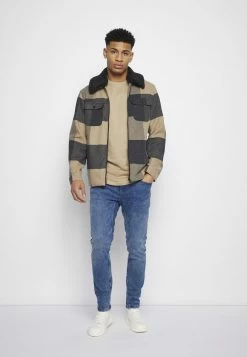 Only & Sons Herren ONSLOOM - Slim Fit Jeans in Blue Denim | Moderne Herrenjeans für jeden Anlass -Only & Sons Geschäft 49ec273b4f81470d9039faac35978daf