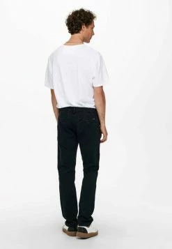 Only & Sons Herren ONSPETE Chino Hose - Schwarz - Moderne Passform & Komfort -Only & Sons Geschäft 49fa1558b0e44ba1bbcf5594f991fc20