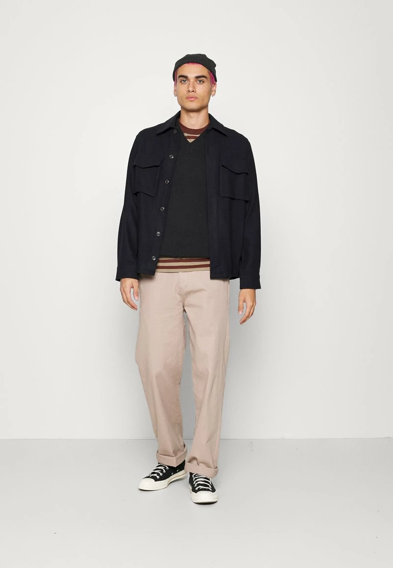 Only & Sons Herren ONSHARVEY LIFE V-Neck Strickpullover - Schwarz 2 Only & Sons Herren ONSHARVEY LIFE V-Neck Strickpullover - Schwarz – Bild 2