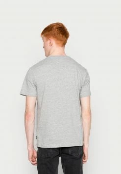 Only & Sons Herren REG - T-Shirt Print - Light Grey | Modisches Basic-Shirt für Herren 7 Only & Sons Herren REG - T-Shirt Print - Light Grey | Modisches Basic-Shirt für Herren -Only & Sons Geschäft 4bdd57d9866448eab77d72c481cec214