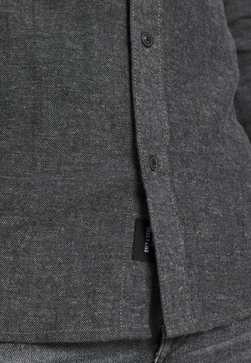 Only & Sons Herren ONSBRAD HERRINGBONE SHIRT - Hemd - Medium Grey Melange - Freizeithemd für stilvolle Herren 6 Only & Sons Herren ONSBRAD HERRINGBONE SHIRT - Hemd - Medium Grey Melange - Freizeithemd für stilvolle Herren – Bild 6