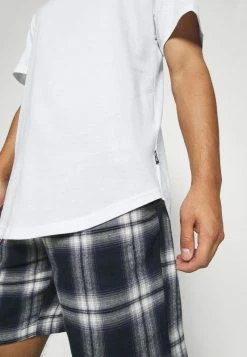 Only & Sons Herren ONSMATT LIFE LONGY TEE 7er Pack - Basic T-Shirts in Weiß 12 Only & Sons Herren ONSMATT LIFE LONGY TEE 7er Pack - Basic T-Shirts in Weiß -Only & Sons Geschäft 592daaa55cce4c53aec13a12a667fd82