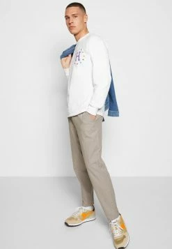 Only & Sons Herren ONSDEWPANT - Elegante Stoffhose in Chinchilla -Only & Sons Geschäft 5bd540d93bf7411ab0d0110e5b0e2a97