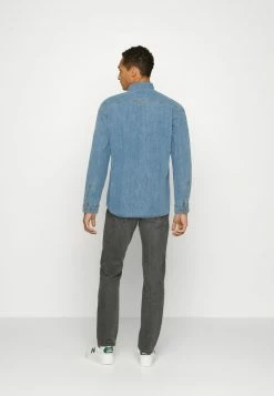 Only & Sons Herren ONSARDO - Leichtes Denim Hemd in Hellblau | Freizeithemd 7 Only & Sons Herren ONSARDO - Leichtes Denim Hemd in Hellblau | Freizeithemd -Only & Sons Geschäft 623ffff6cbfd4a32a45ca17cdf588ebb