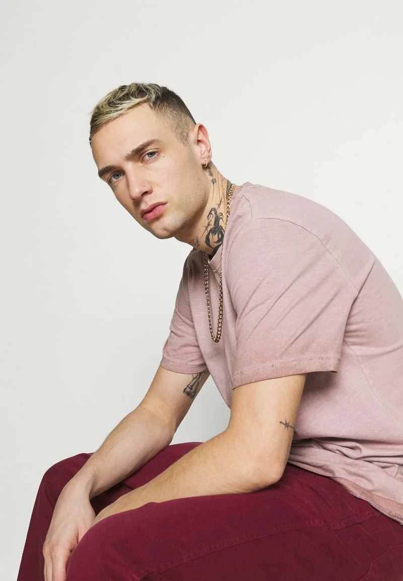 Only & Sons ONSMILLENIUM LIFE WASHED T-Shirt Basic Burlwood - Premium Baumwollshirt für Herren 4 Only & Sons ONSMILLENIUM LIFE WASHED T-Shirt Basic Burlwood - Premium Baumwollshirt für Herren – Bild 4