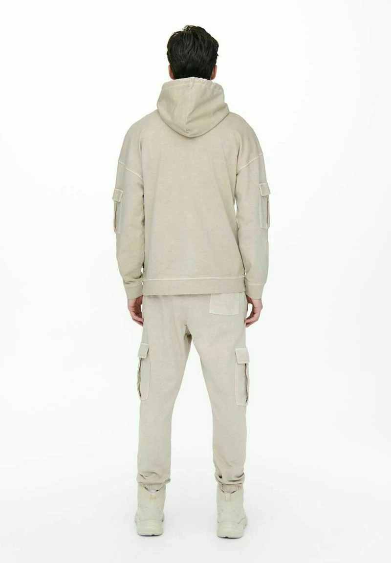 Only & Sons Herren Cargohose - Silver Lining | Moderne Cargohose für Herren | Bequem & Stilvoll 3 Only & Sons Herren Cargohose - Silver Lining | Moderne Cargohose für Herren | Bequem & Stilvoll – Bild 3