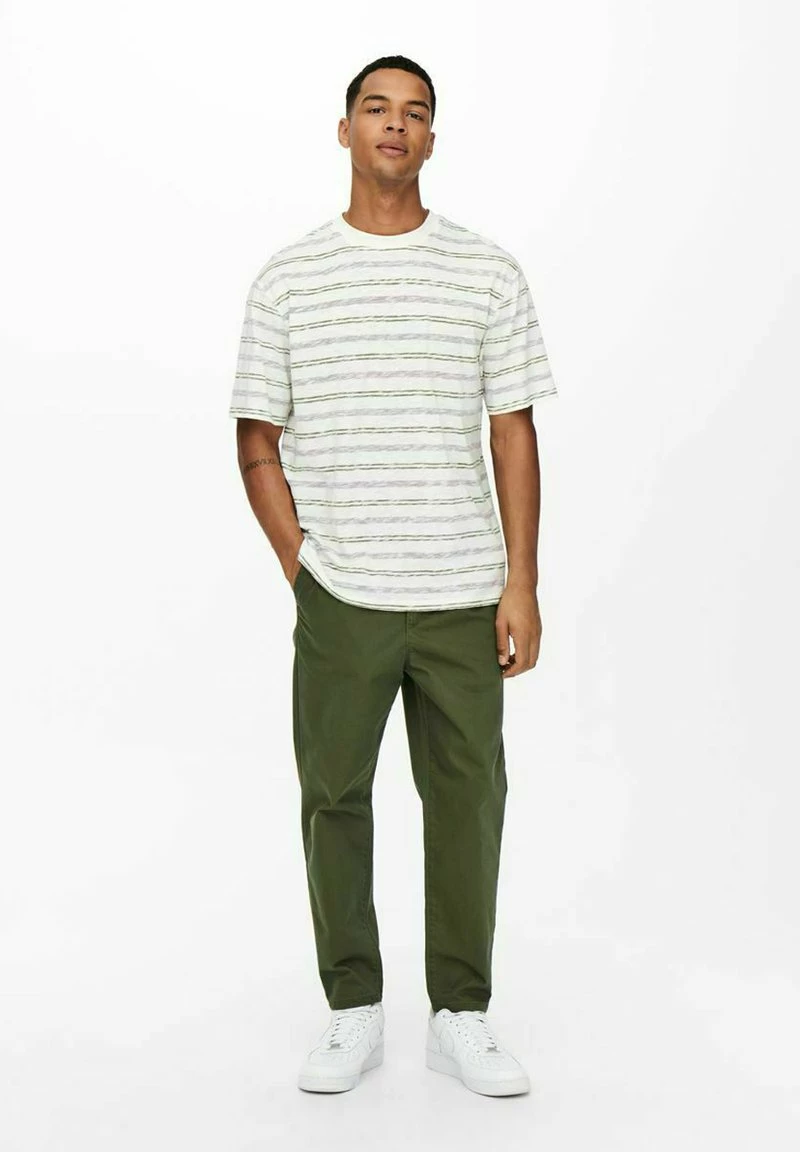 Only & Sons Herren RELAXED FIT T-Shirt Print - Star White | Modisches Basic T-Shirt für Männer 2 Only & Sons Herren RELAXED FIT T-Shirt Print - Star White | Modisches Basic T-Shirt für Männer – Bild 2