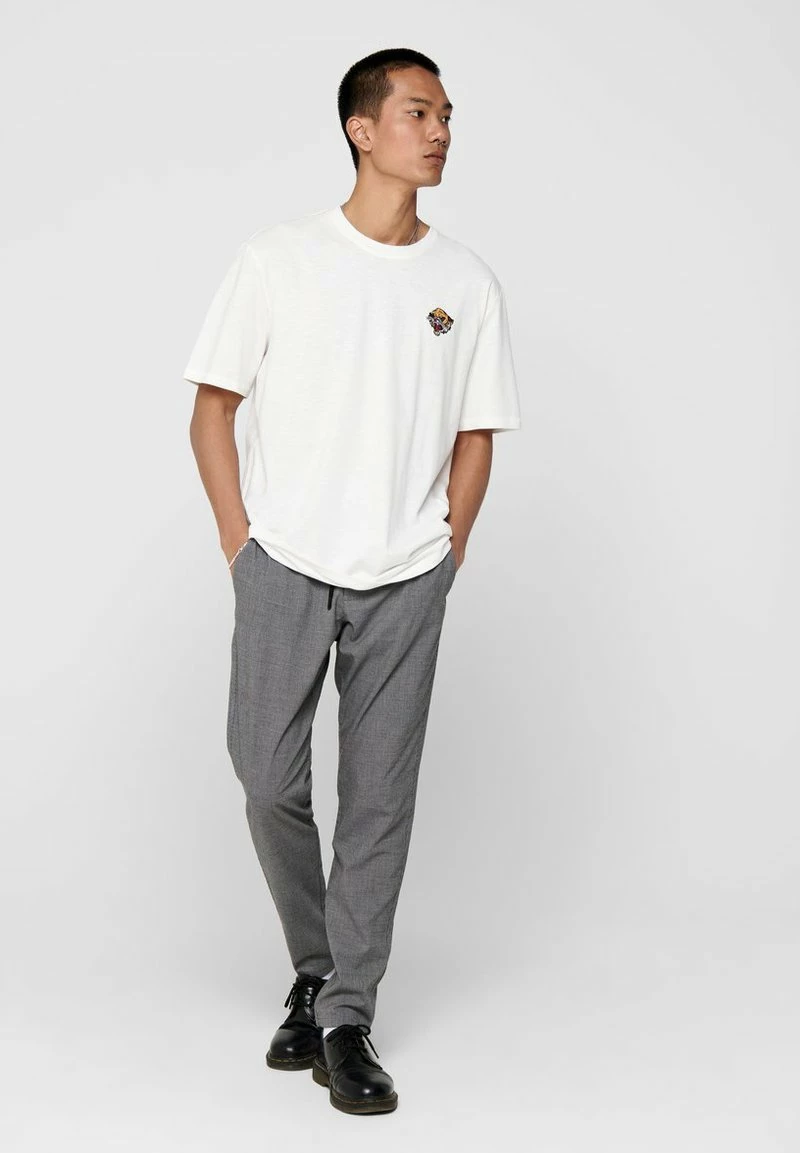 Only & Sons Herren KLASSISCHE Stoffhose Light Grey Melange - Elegante Herrenhose 2 Only & Sons Herren KLASSISCHE Stoffhose Light Grey Melange - Elegante Herrenhose – Bild 2