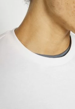 Only & Sons Herren ONSLOONEY LIFE CREW NECK Sweatshirt - Star White 11 Only & Sons Herren ONSLOONEY LIFE CREW NECK Sweatshirt - Star White -Only & Sons Geschäft 70d2d7f9c74e48f8815f6c06231e83a6