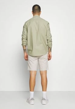 Only & Sons Herren ONSMARK - Chino Shorts in Chinchilla 7 Only & Sons Herren ONSMARK - Chino Shorts in Chinchilla -Only & Sons Geschäft 7c5295171fbc4f43ad25cf4fe95ed7aa