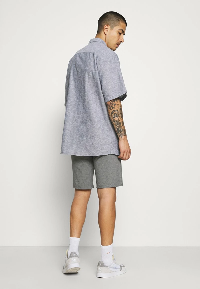 Only & Sons Herren ONSMARK - Shorts - Medium Grey Melange | Chino Shorts 3 Only & Sons Herren ONSMARK - Shorts - Medium Grey Melange | Chino Shorts – Bild 3