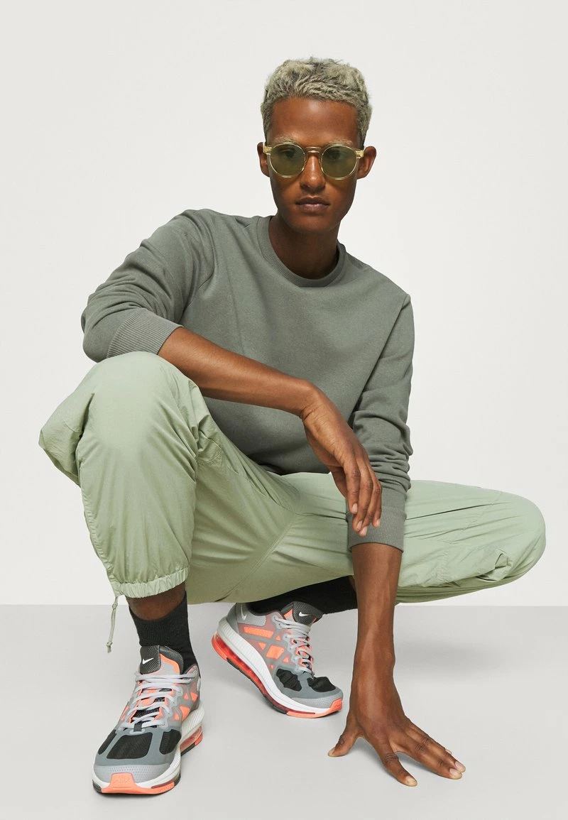 Only & Sons Herren ONSCERES LIFE CREW NECK Sweatshirt - Hochwertiges Sweatshirt in Castor Gray 4 Only & Sons Herren ONSCERES LIFE CREW NECK Sweatshirt - Hochwertiges Sweatshirt in Castor Gray – Bild 4