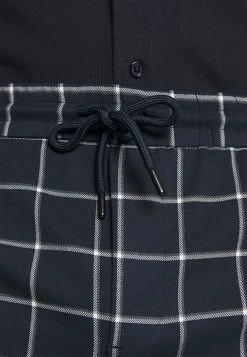 Only & Sons Herren ONSLINUS CHECK - Kurze Chino Shorts in Dress Blues 9 Only & Sons Herren ONSLINUS CHECK - Kurze Chino Shorts in Dress Blues -Only & Sons Geschäft 8dfc4a10d4384e74a6558a528106cf39