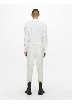 Only & Sons ONSLINUS CROP MIX - Stoffhose - Bright White | Herren - Elegante Hosen 9 Only & Sons ONSLINUS CROP MIX - Stoffhose - Bright White | Herren - Elegante Hosen -Only & Sons Geschäft 9352e8128f764fd48a8c4f2d717e01e9
