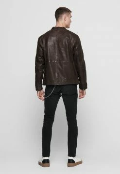 Only & Sons Slim Fit Jeans - Schwarz | Hochwertige Denim-Hosen für Herren -Only & Sons Geschäft 93d99b17b0dd4f6cada399326d333a50