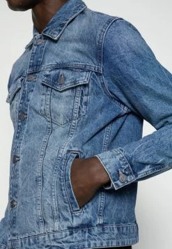 Only & Sons Herren ONSCOIN TRUCKER Jeansjacke - Blue Denim | Modische Jeansjacke für Männer 9 Only & Sons Herren ONSCOIN TRUCKER Jeansjacke - Blue Denim | Modische Jeansjacke für Männer -Only & Sons Geschäft 9498b57a4fa04709a0cc28f2c6748b4d