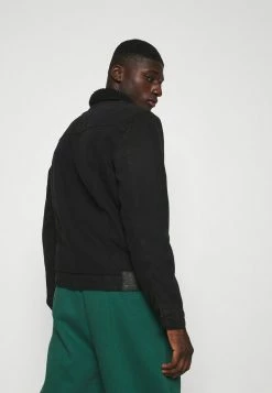 Only & Sons Herren Jeansjacke - Black Denim | Stilvolle Denimjacke für Herren -Only & Sons Geschäft 9581a6e0b38f4e97aaeecf06839b64da