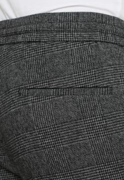 Only & Sons ONSLINUS PANT - Stoffhose in Medium Grey Melange für Herren | Elegante Herrenhose 11 Only & Sons ONSLINUS PANT - Stoffhose in Medium Grey Melange für Herren | Elegante Herrenhose -Only & Sons Geschäft 9a44d5b3b4934c129ae5443a8f54425e