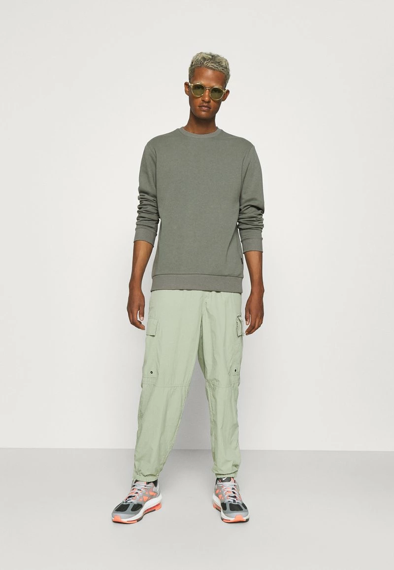 Only & Sons Herren ONSCERES LIFE CREW NECK Sweatshirt - Hochwertiges Sweatshirt in Castor Gray 2 Only & Sons Herren ONSCERES LIFE CREW NECK Sweatshirt - Hochwertiges Sweatshirt in Castor Gray – Bild 2