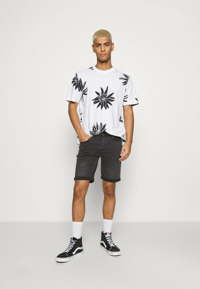 Only & Sons ONSPLY - Herren Jeans Shorts in Grau Denim | Bequem und stilvoll 2 Only & Sons ONSPLY - Herren Jeans Shorts in Grau Denim | Bequem und stilvoll – Bild 2