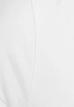 Only & Sons Herren ONSBASIC SLIM O NECK 2er Pack - Weißes Basic T-Shirt -Only & Sons Geschäft a4b72c313bbd46a5ae63506878f8948f