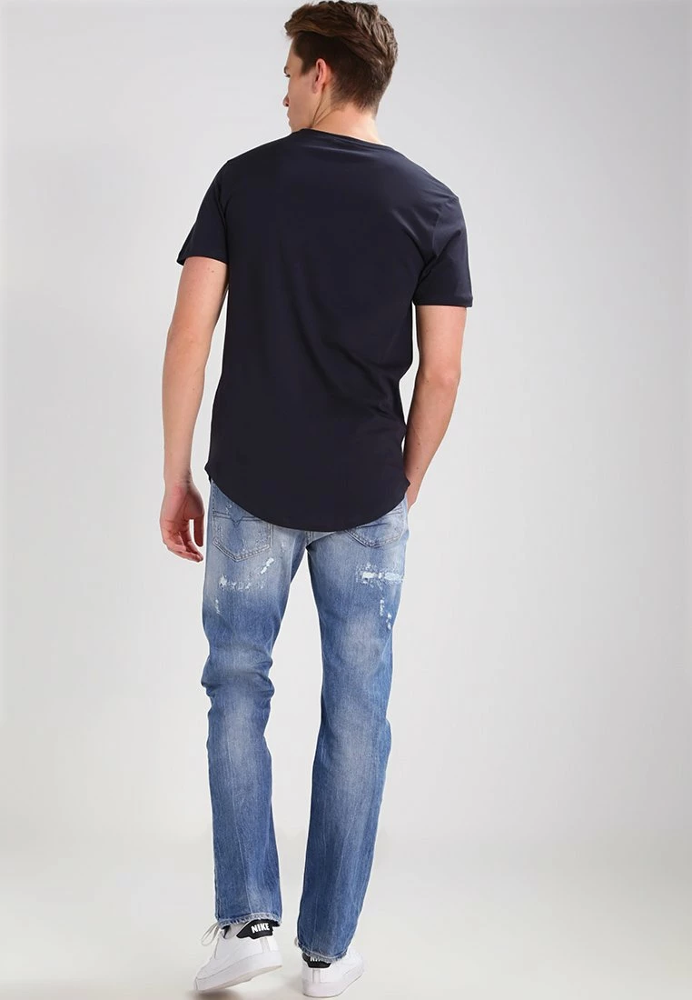 Only & Sons ONSMATT LIFE LONGY TEE - Basic T-Shirt für Herren in Dunkelblau 3 Only & Sons ONSMATT LIFE LONGY TEE - Basic T-Shirt für Herren in Dunkelblau – Bild 3
