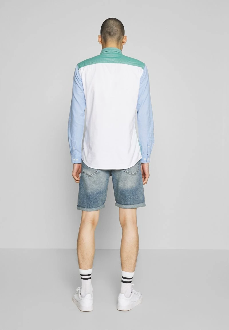 Only & Sons Herren ONSAVI LOOSE - Jeans Shorts - Blue Denim | Bequeme & Stilvolle Herrenshorts 3 Only & Sons Herren ONSAVI LOOSE - Jeans Shorts - Blue Denim | Bequeme & Stilvolle Herrenshorts – Bild 3