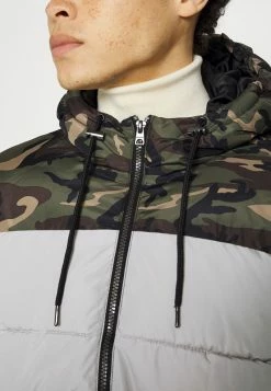 Only & Sons Herren ONSMELVIN QUILTED HOOD JACKET - Winterjacke in Olive Night/Vapor Blue/Phantom -Only & Sons Geschäft b67d143fad5a4adfac658f1d7cbe7148