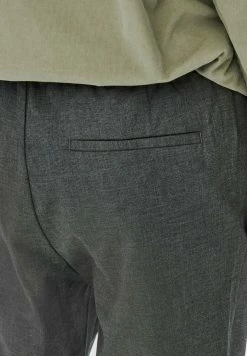 Only & Sons Herren Stoffhose Dunkelgrau - Elegante Hose für jeden Anlass 9 Only & Sons Herren Stoffhose Dunkelgrau - Elegante Hose für jeden Anlass -Only & Sons Geschäft be467531561b40a3a23e478ead6df9ce