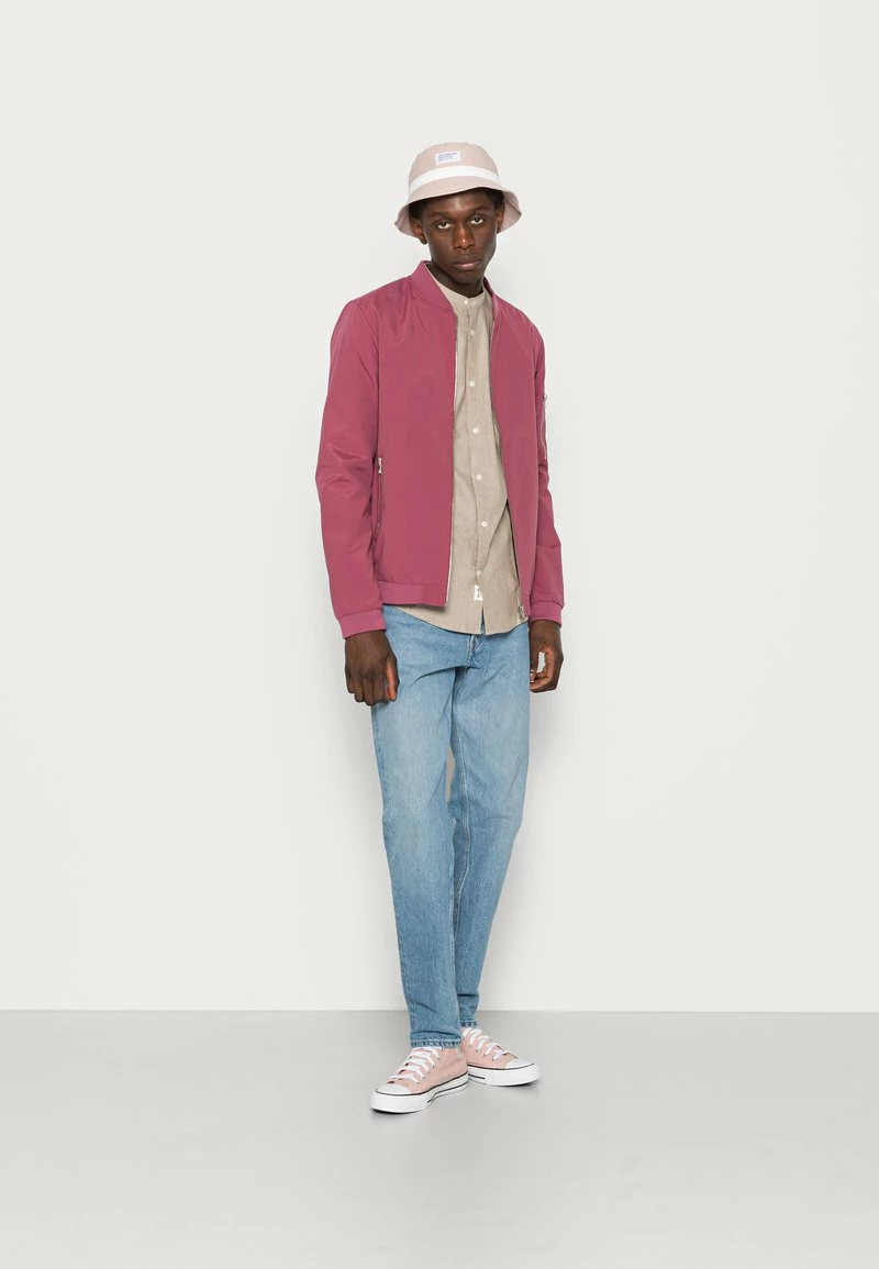 Only & Sons ONSNEIL MAO OXFORD Hemd in Chinchilla für Herren - Klassisches Freizeithemd 2 Only & Sons ONSNEIL MAO OXFORD Hemd in Chinchilla für Herren - Klassisches Freizeithemd – Bild 2