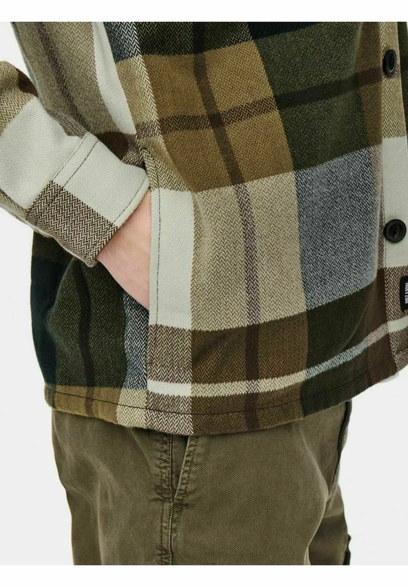 Only & Sons Hemd - Chicory Coffee | Freizeithemd für Herren 5 Only & Sons Hemd - Chicory Coffee | Freizeithemd für Herren – Bild 5