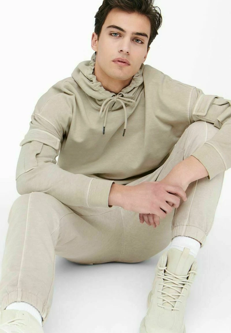 Only & Sons Herren Cargohose - Silver Lining | Moderne Cargohose für Herren | Bequem & Stilvoll 5 Only & Sons Herren Cargohose - Silver Lining | Moderne Cargohose für Herren | Bequem & Stilvoll – Bild 5